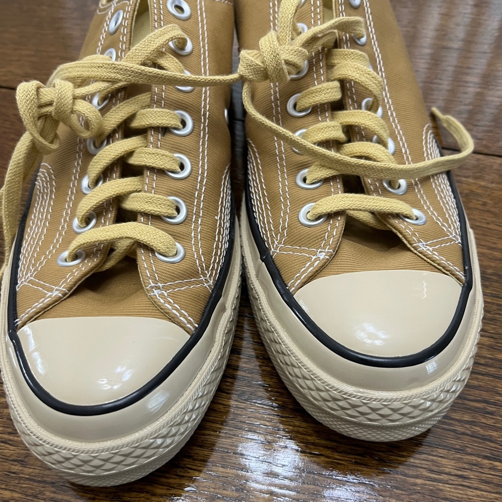 NWOT Rare Converse golden tan Sneakers - Picture 6 of 8